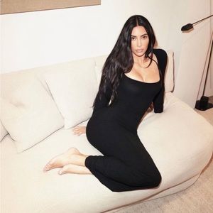 NWT SKIMS XL Soft Lounge Long Sleeve Dress